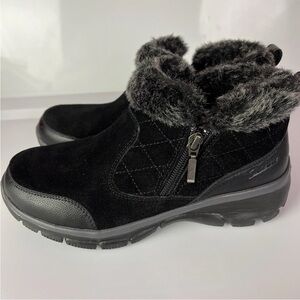Skechers Relaxed Fit High Zip Black Suede Faux Fur Ankle Boots Womens Size 6.5
